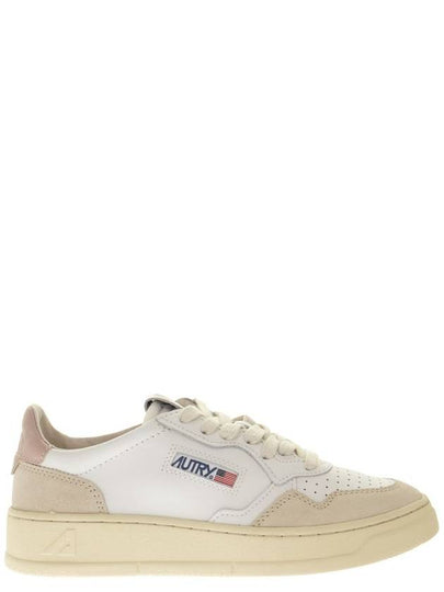 Medalist Leather Suede Low Top Sneakers White Pink - AUTRY - BALAAN 2