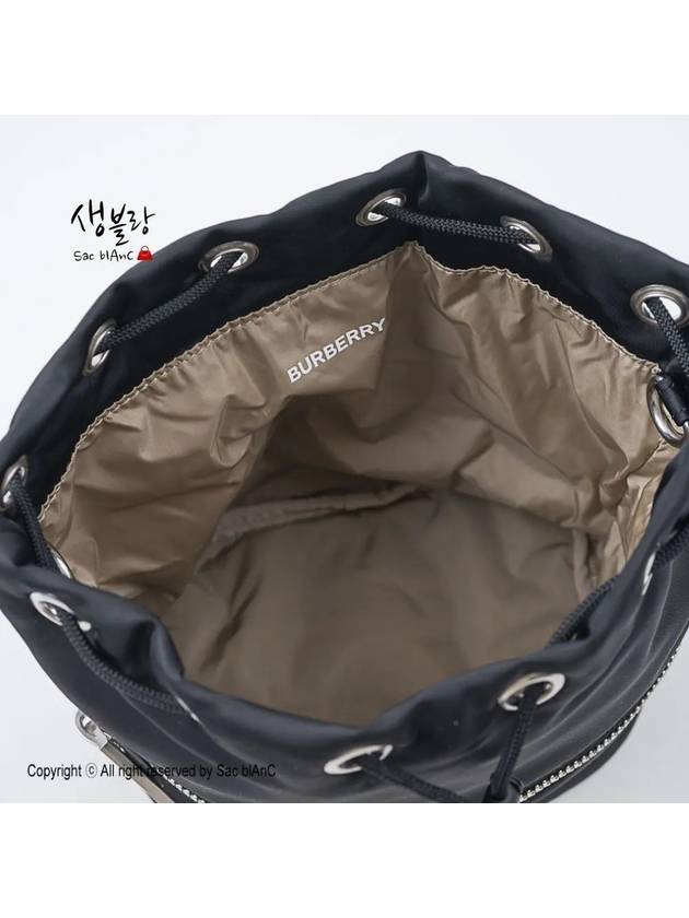 RYLE Nylon Bucket Bag Black - BURBERRY - BALAAN 3