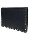 Rockstud Flap Clutch Bag Black - VALENTINO - BALAAN 3