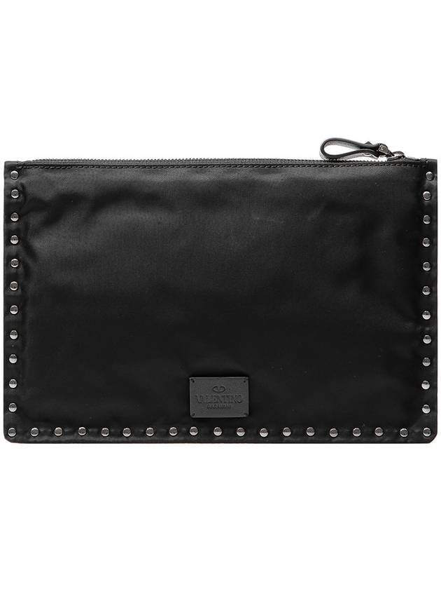 Rockstud Zippered Nylon Clutch Bag Black - VALENTINO - BALAAN 2