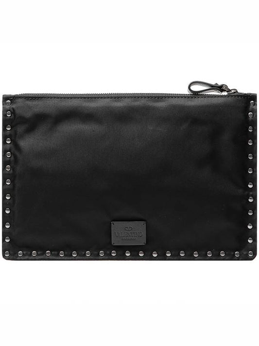 Rockstud Zippered Nylon Clutch Bag Black - VALENTINO - BALAAN.
