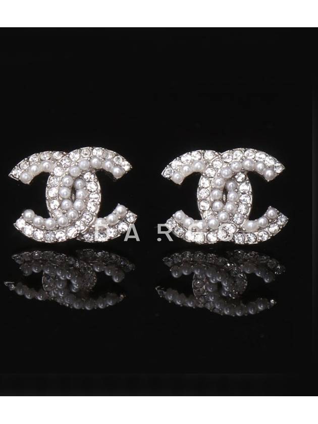 Dargo earring number 4008 - CHANEL - BALAAN 1