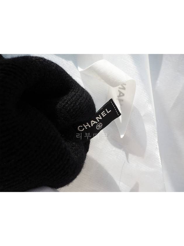 CC Logo Cashmere Gloves Black White AA8450 - CHANEL - BALAAN 5