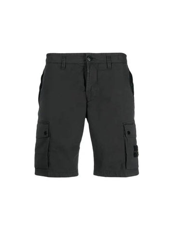 Men's Wappen Patch Cotton Cargo Shorts Charcoal - STONE ISLAND - BALAAN 1