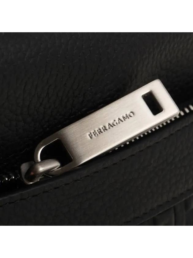 Embossed Logo Cross Bag Black - SALVATORE FERRAGAMO - BALAAN 8