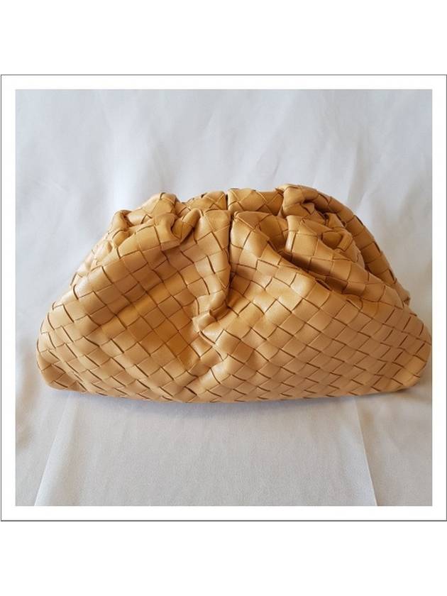 Intrecciato Nappa Leather Dumpling Clutch Bag Almond - BOTTEGA VENETA - BALAAN 2