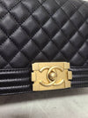 Used luxury goods Lewis It Black caviar vintage gold boy bag medium 30s - CHANEL - BALAAN 4