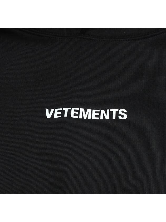 Logo Label Hoodie Black White - VETEMENTS - BALAAN 4