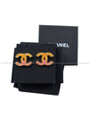 CC logo earrings orange pink ABA137 - CHANEL - BALAAN 2