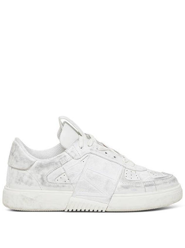 Vintage Effect Leather Band Low Top Sneakers White - VALENTINO - BALAAN 1