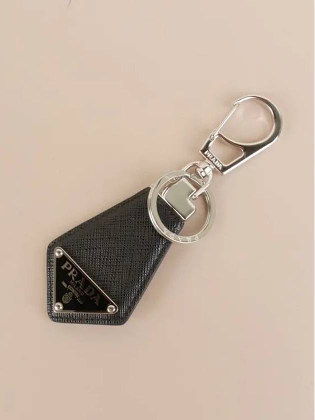 Saffiano Triangular Logo Leather Key Holder Black - PRADA - BALAAN 4