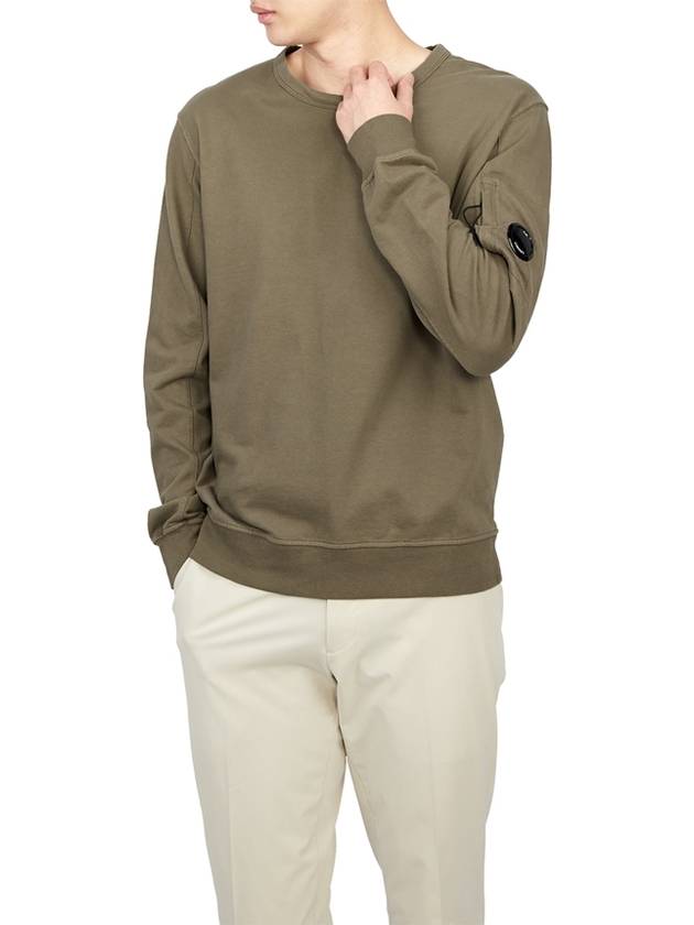 Men's Lens Wappen Light Fleece Sweatshirt Brown - CP COMPANY - BALAAN 6