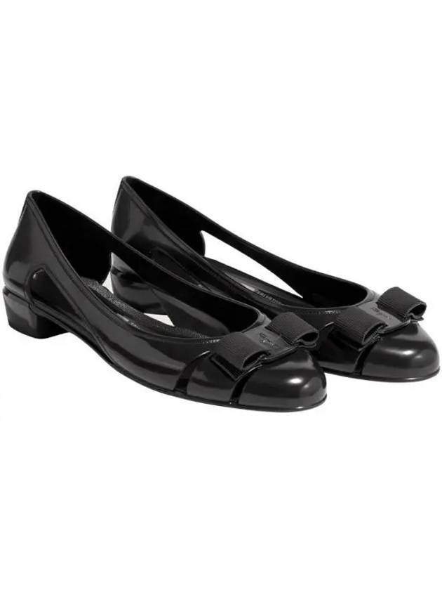 Vara Bow Jelly Ballet Flat Black - SALVATORE FERRAGAMO - BALAAN 2