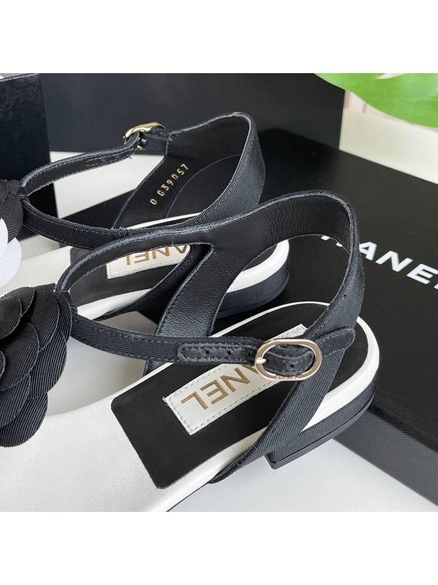 Camellia flip flop sandals G39057 - CHANEL - BALAAN 9