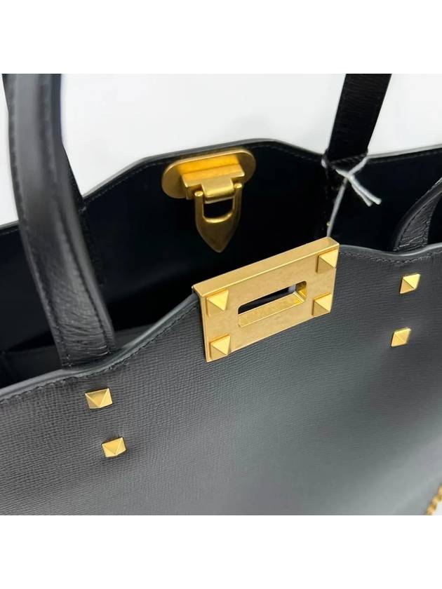 Rockstud Tote Bag Black - VALENTINO - BALAAN 6