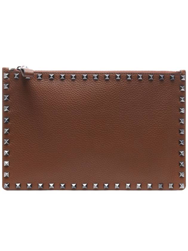 Rockstud Clutch Bag Brown - VALENTINO - BALAAN 2