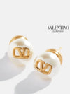 V Logo Pearl Earrings Gold - VALENTINO - BALAAN 7