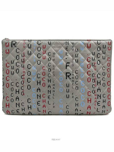 women clutch bag - CHANEL - BALAAN 1