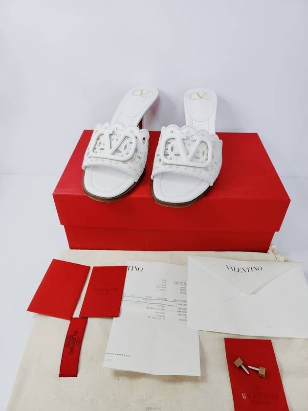 Used luxury goods DHLUX V logo white women s sandals 37 235 - VALENTINO - BALAAN 10