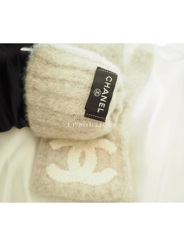 CC Logo Cashmere Knit Gloves Gray Unisex AAA591 - CHANEL - BALAAN 8