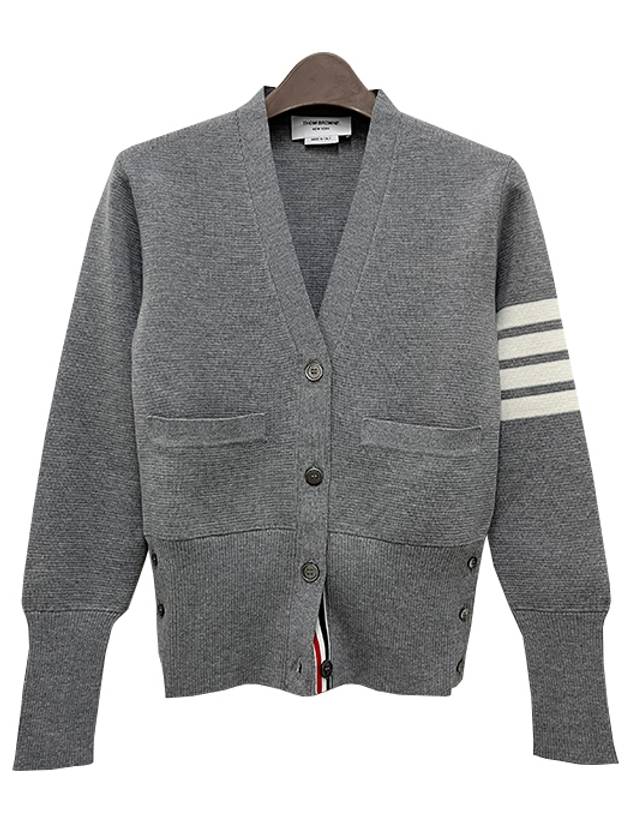 Milano Stitch 4 Bar Classic V Neck Fine Merino Wool Cardigan Grey - THOM BROWNE - BALAAN 2