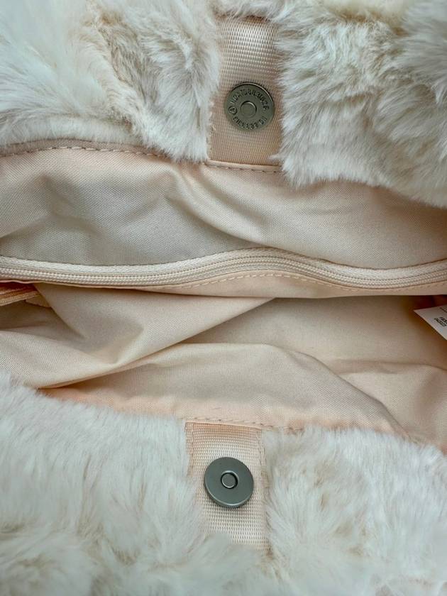 Sportswear Fake Fur 10L Tote Bag Guava Ice - NIKE - BALAAN 8