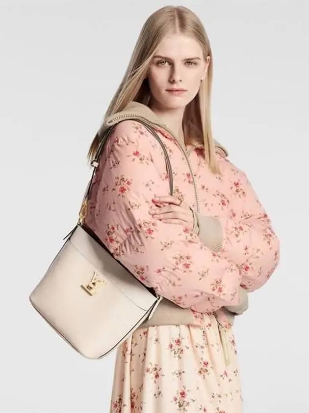 Lock And Walk Lock Me Leather Shoulder Bag Ivory - LOUIS VUITTON - BALAAN 9