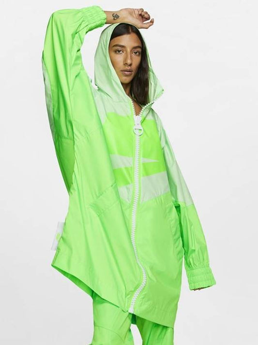 01CT0871376Women’sNSW Wind Runner Oversized JacketGreen Neon - NIKE - BALAAN 2