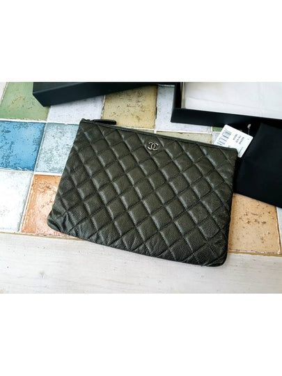 Caviar New Medium Clutch Charcoal - CHANEL - BALAAN 2