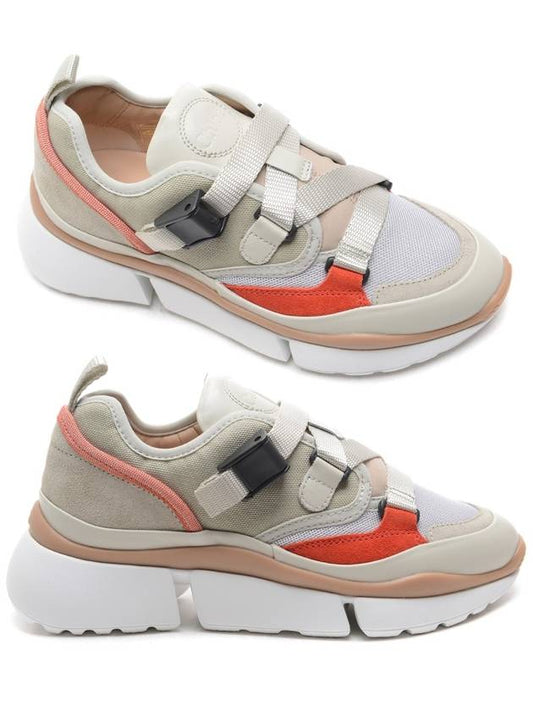 Sony Buckle Strap Low-Top Sneakers Eucalyptus - CHLOE - BALAAN 2