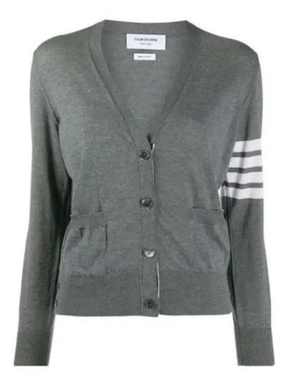 Sustainable Fine Merino Wool 4-Bar Relaxed Fit V-Neck Cardigan Medium Grey - THOM BROWNE - BALAAN 2