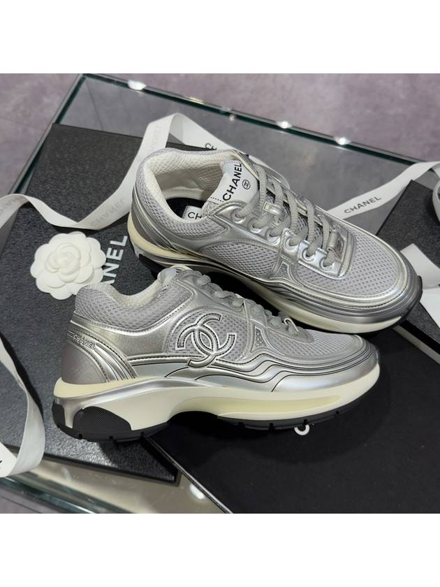 Men's Sneakers Metal Gray Silver - CHANEL - BALAAN 3