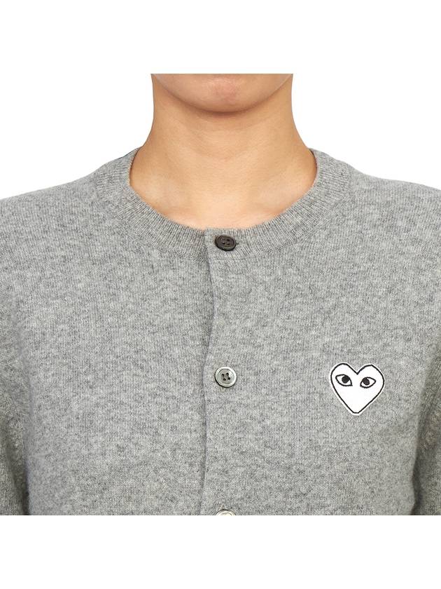 White wappen wool round neck cardigan light gray - COMME DES GARCONS PLAY - BALAAN 7