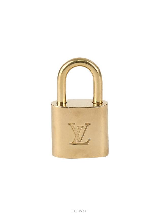 women key holder - LOUIS VUITTON - BALAAN 4