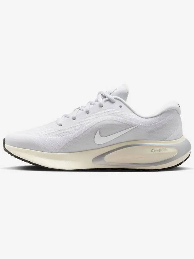 Journey Run Low Top Sneakers Metallic Silver - NIKE - BALAAN 4