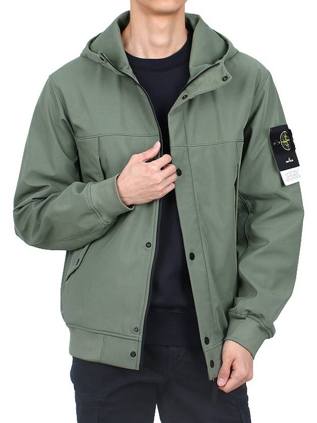 Light Soft Shell R E Dye Technology In Recycled Polyester Hooded Jacket Green - STONE ISLAND - BALAAN 4