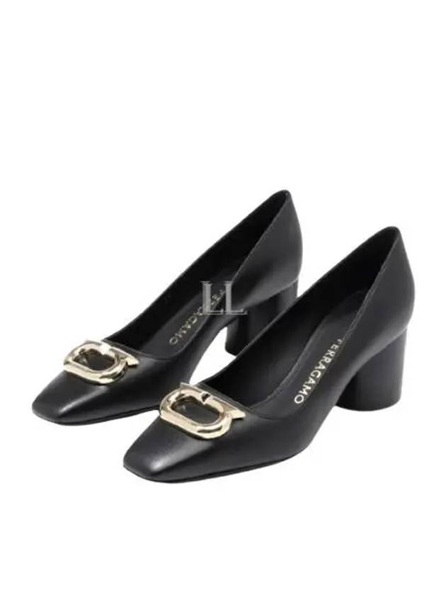 Gancini Leather Pumps Black - SALVATORE FERRAGAMO - BALAAN 2