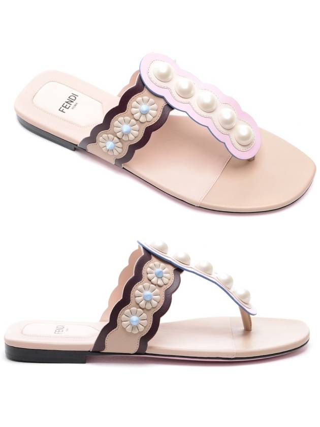 Women's Pearl Flower Sandals 8Y6693_A162_F113J_18S - FENDI - BALAAN 1