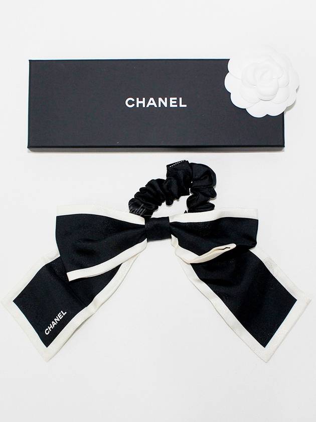 Hair Chouchou CC Logo Ribbon Band Black Ivory - CHANEL - BALAAN 2