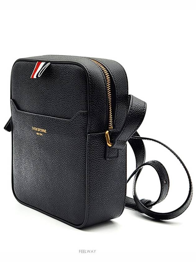 Soft Pebble Grain Vertical Cross Bag L336001 - THOM BROWNE - BALAAN 2