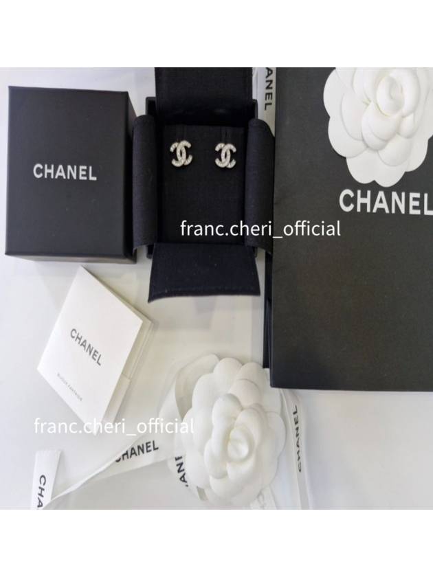 Women s Classic CC Logo Crystal Stud Earrings Silver - CHANEL - BALAAN 5