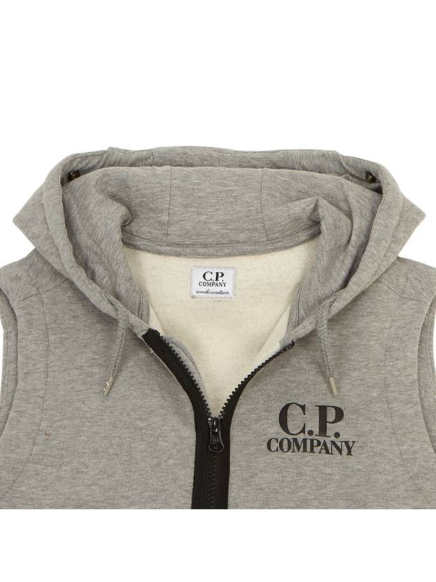 Hooded brushed vest 15CKSS031C 003878W M93 Adults can wear - CP COMPANY - BALAAN 5