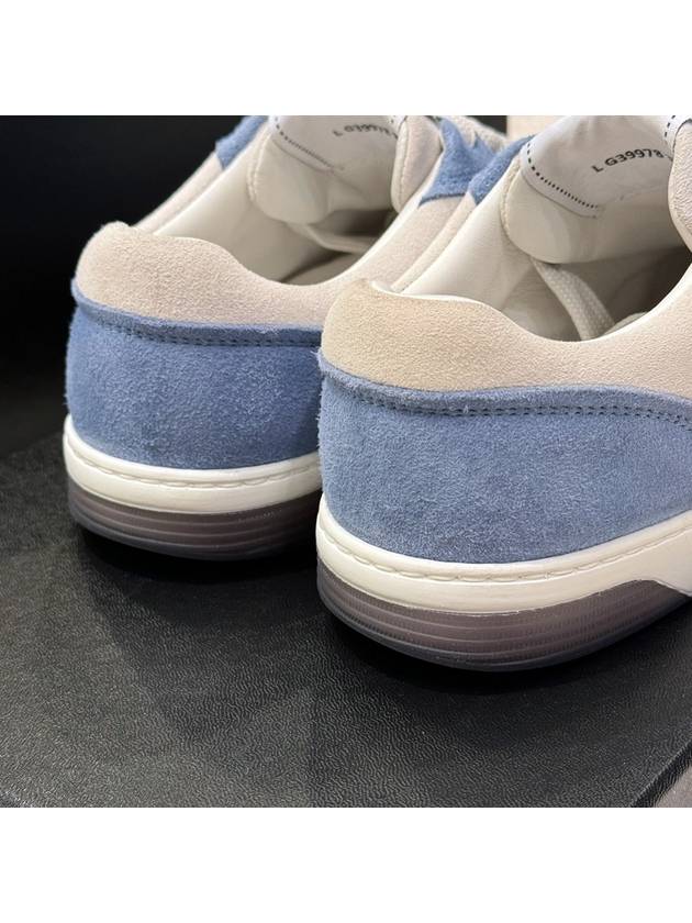 Sneakers Jenny Wearing Suede Tennis Blue CC Logo - CHANEL - BALAAN 6