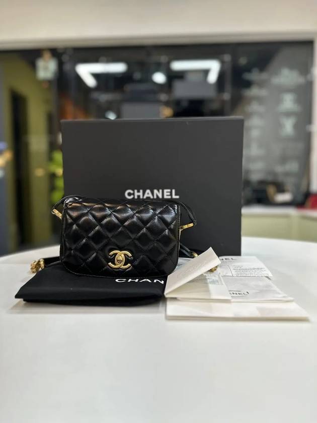 AS 3402 Messenger Bag Mini Black - CHANEL - BALAAN 1