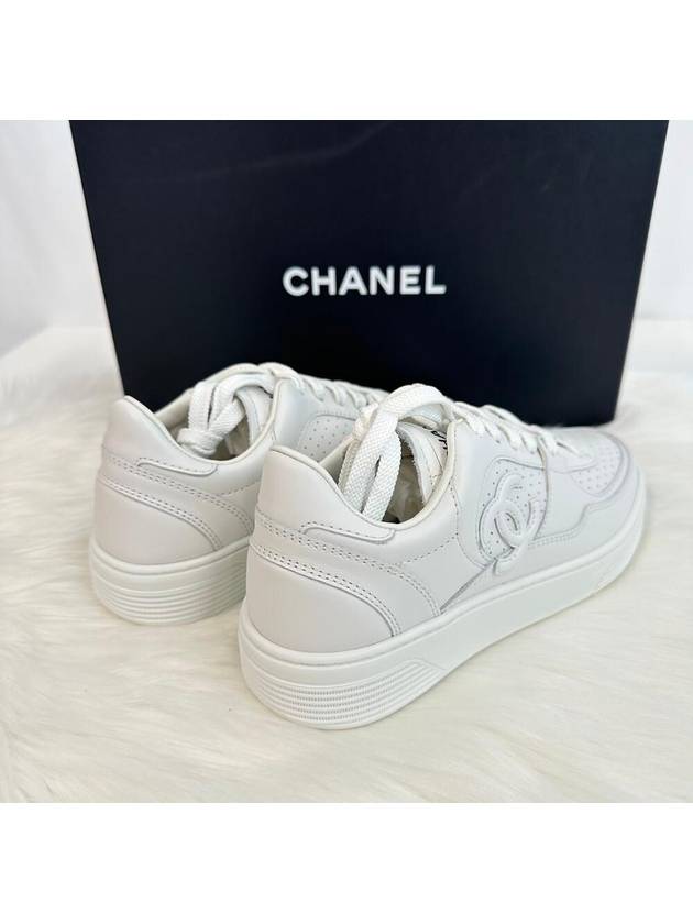 CC logo Chapos women s sneakers white - CHANEL - BALAAN 3