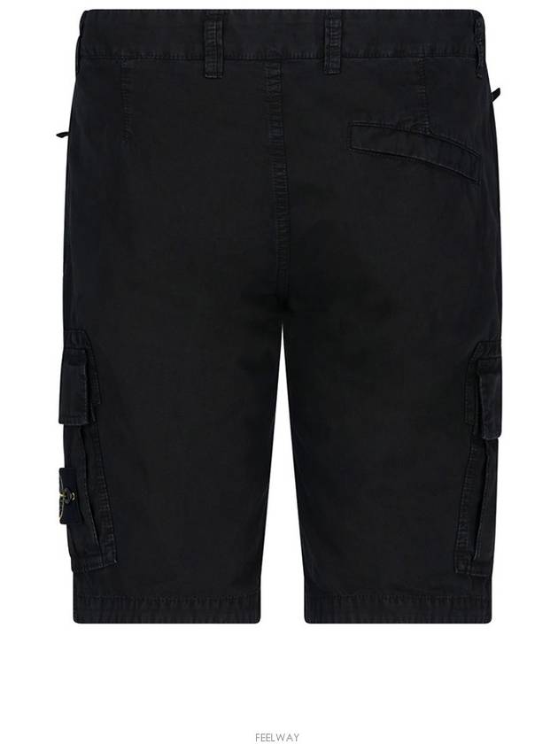 Men's Wappen Patch Pocket Bermuda Cargo Shorts Black - STONE ISLAND - BALAAN 4