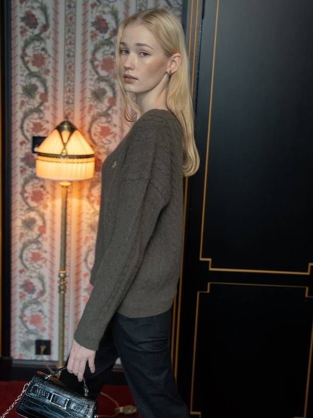 Lacoun Hotel Twist V-neck Knit Top Brown - DEFEMME - BALAAN 3