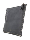 P0269 Rockstud Clutch Bag Medium 33505 3 - VALENTINO - BALAAN 2