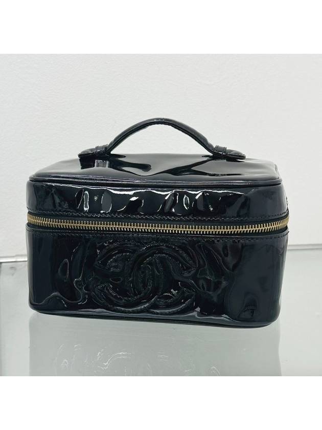 Black enamel 4th division CC logo vanity cosmetic bag 4VCHB28712 - CHANEL - BALAAN 8