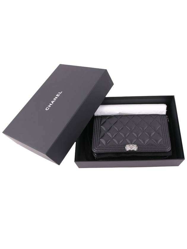 Boy WOC Cross Bag AP1117 B16895 94305 - CHANEL - BALAAN 2